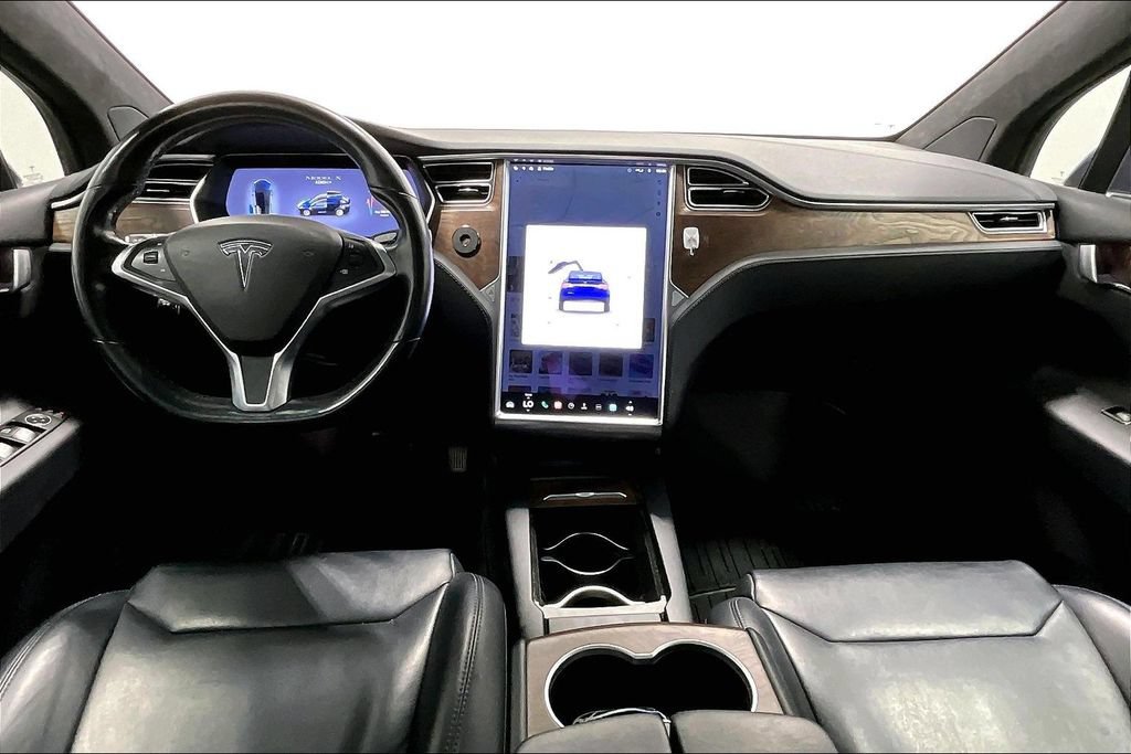 Used 2017 Tesla Model X 90D AWD/4WD image 18