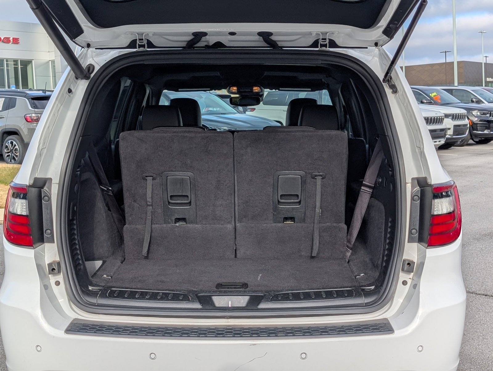 Certified 2024 Dodge Durango GT image 27