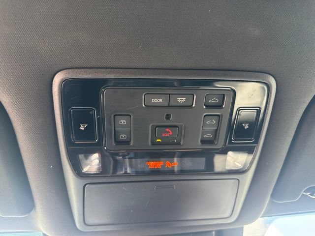 Used 2024 Toyota Grand Highlander AWD Hybrid image 32