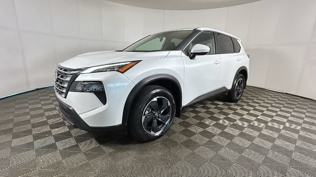 Used 2026 Nissan Rogue SV w/ Cold Weather Package AWD/4WD image 7