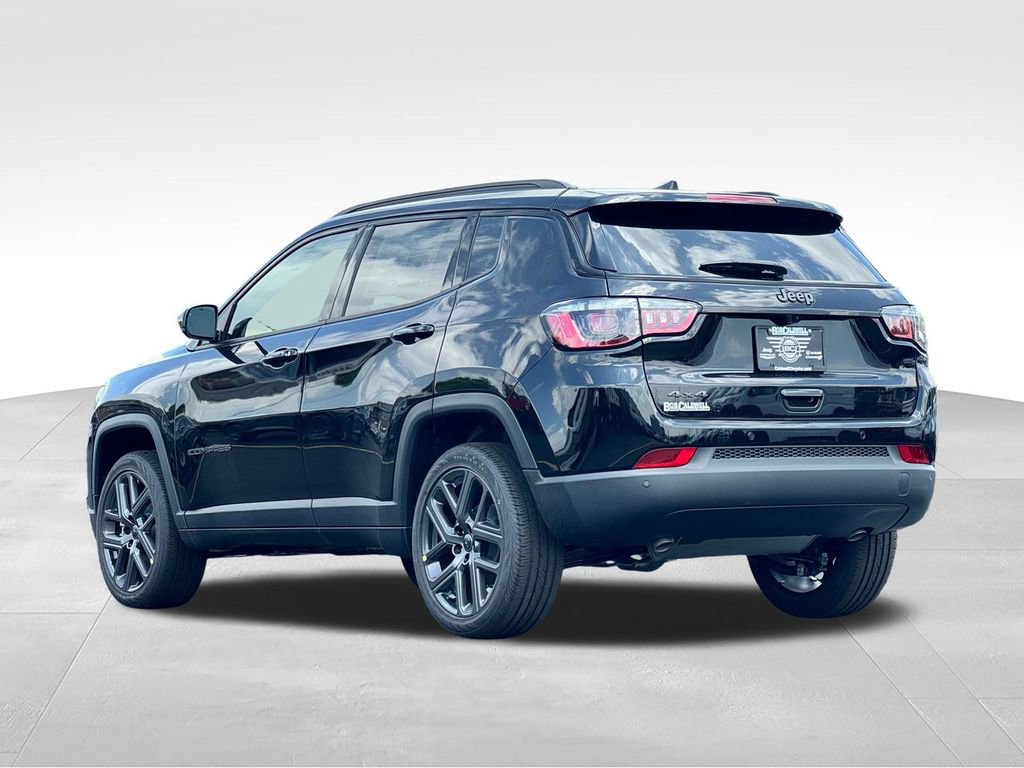 New 2026 Jeep Compass Limited w/ Sun, Sound & Navigation Group AWD/4WD image 5