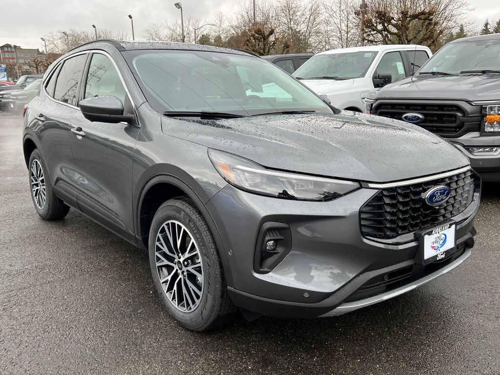 New 2024 Ford Escape SE w/ PHEV Premium Package FWD image 3