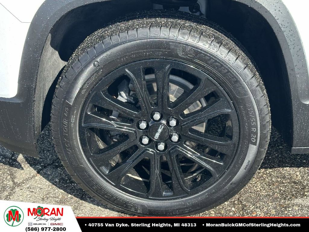 Certified 2023 GMC Acadia SLT w/ Elevation Edition AWD/4WD image 9