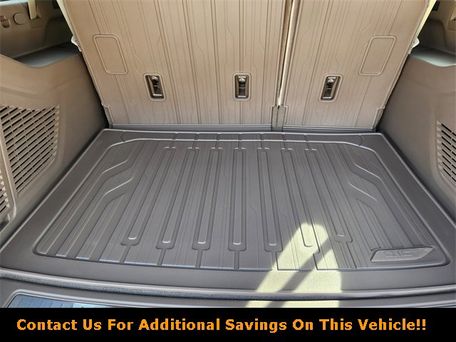 New 2026 GMC Yukon XL Denali w/ Sun & Power Step Package image 24