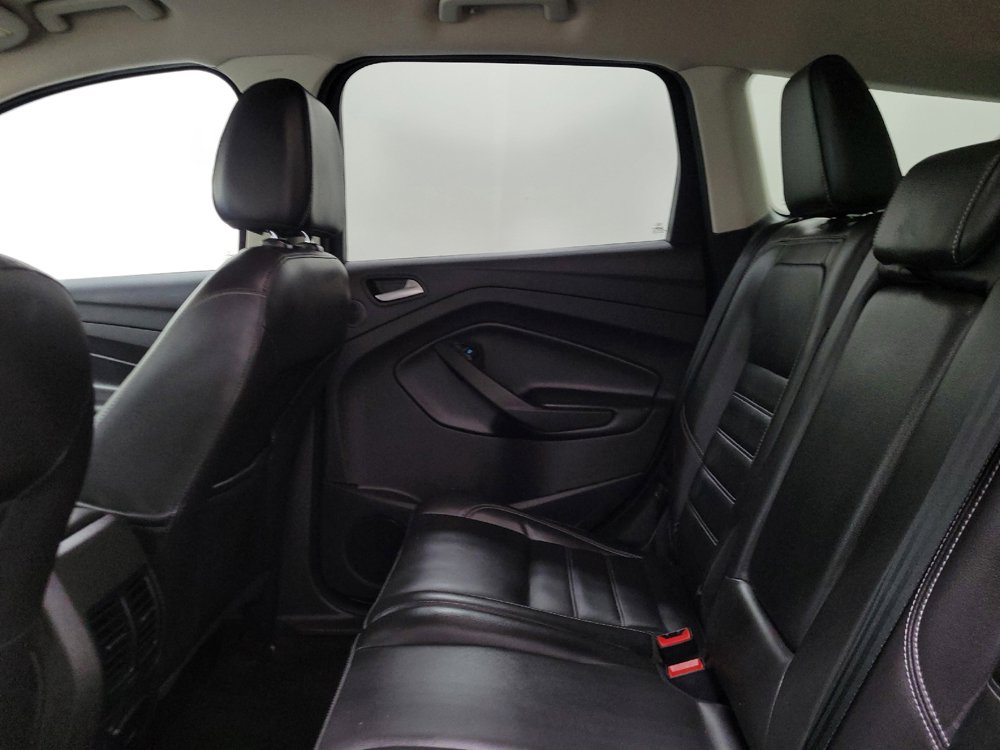Used 2017 Ford Escape SE w/ SE Leather Comfort Package FWD image 18