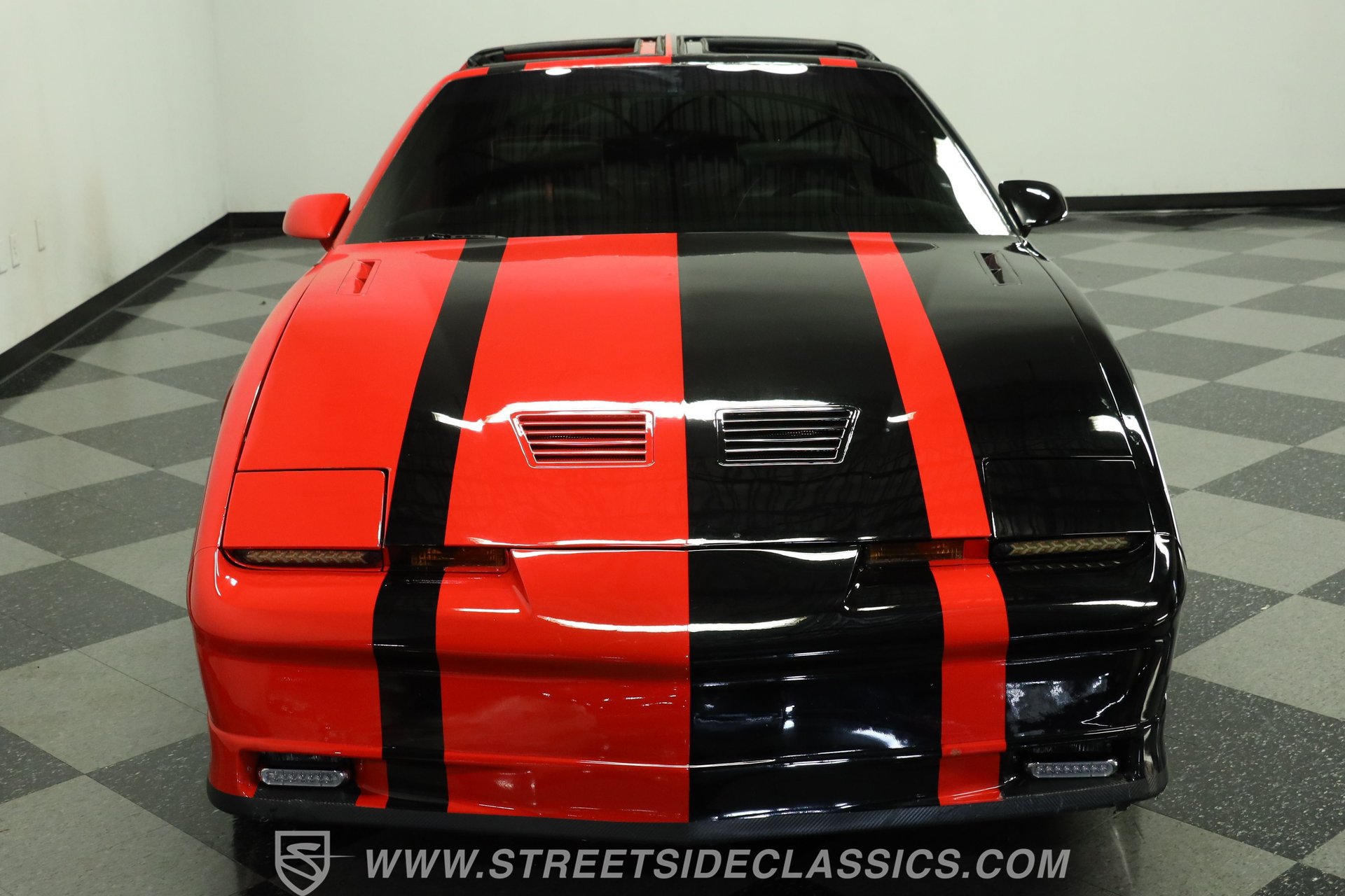 Used 1989 Pontiac Firebird Trans Am RWD image 16