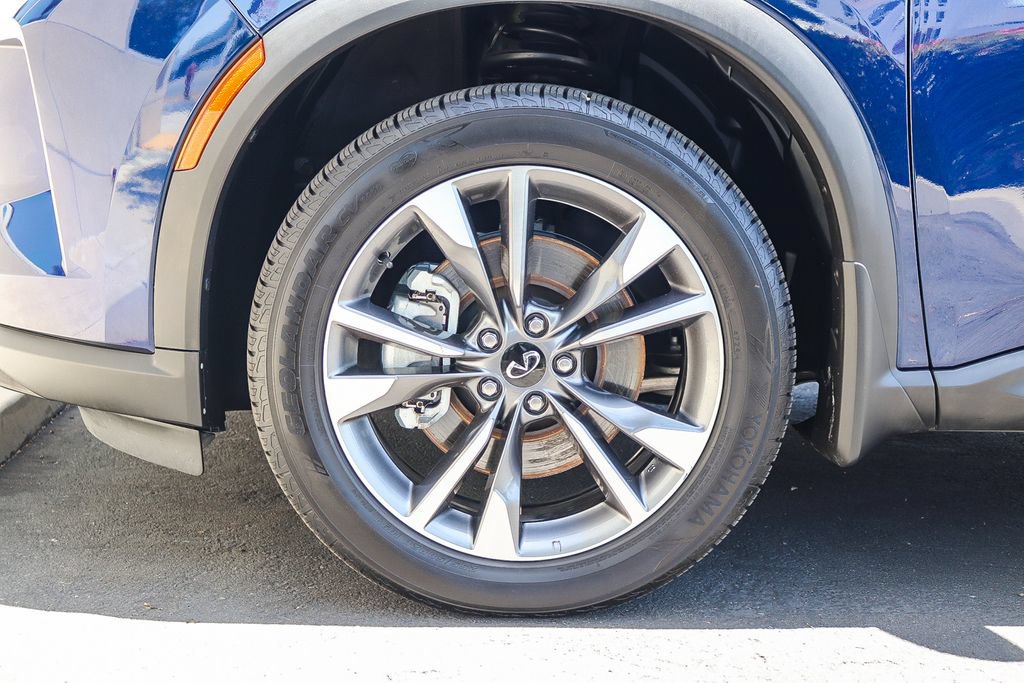 Certified 2023 INFINITI QX60 Luxe w/ Performance Audio Package FWD image 10