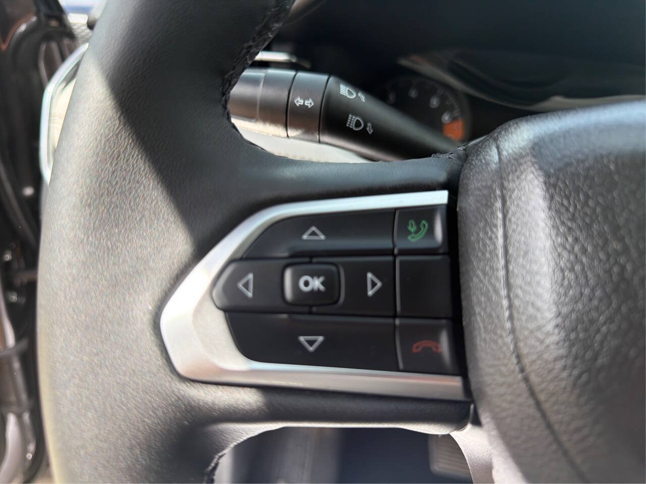 Used 2023 Jeep Compass Limited AWD/4WD image 29