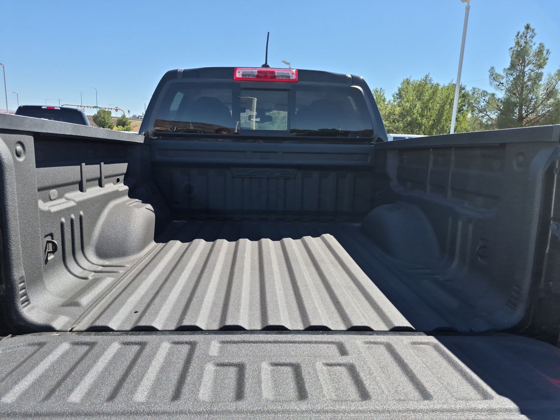 Used 2022 Chevrolet Colorado ZR2 AWD/4WD image 28