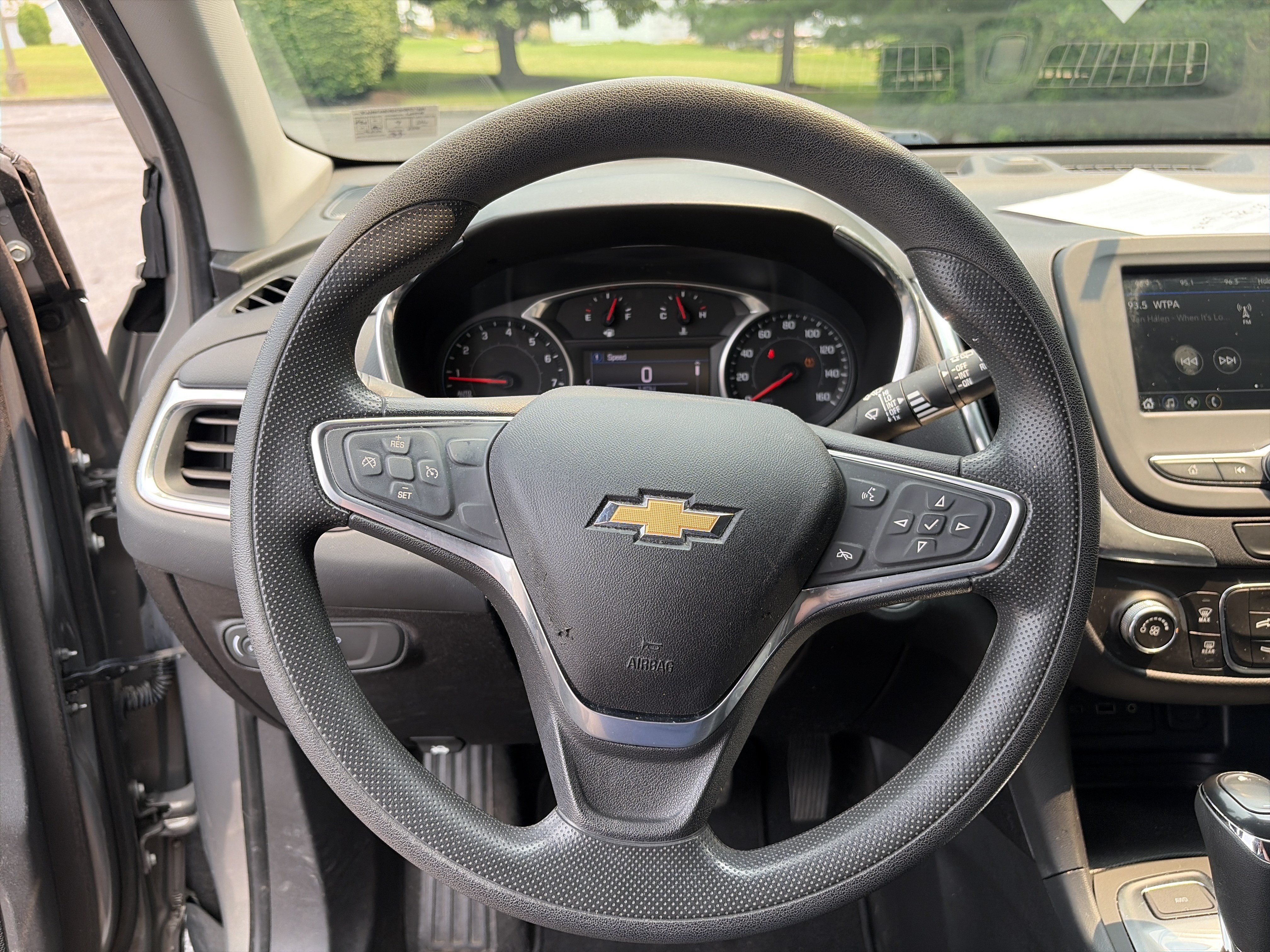 Used 2019 Chevrolet Equinox LT AWD/4WD image 27