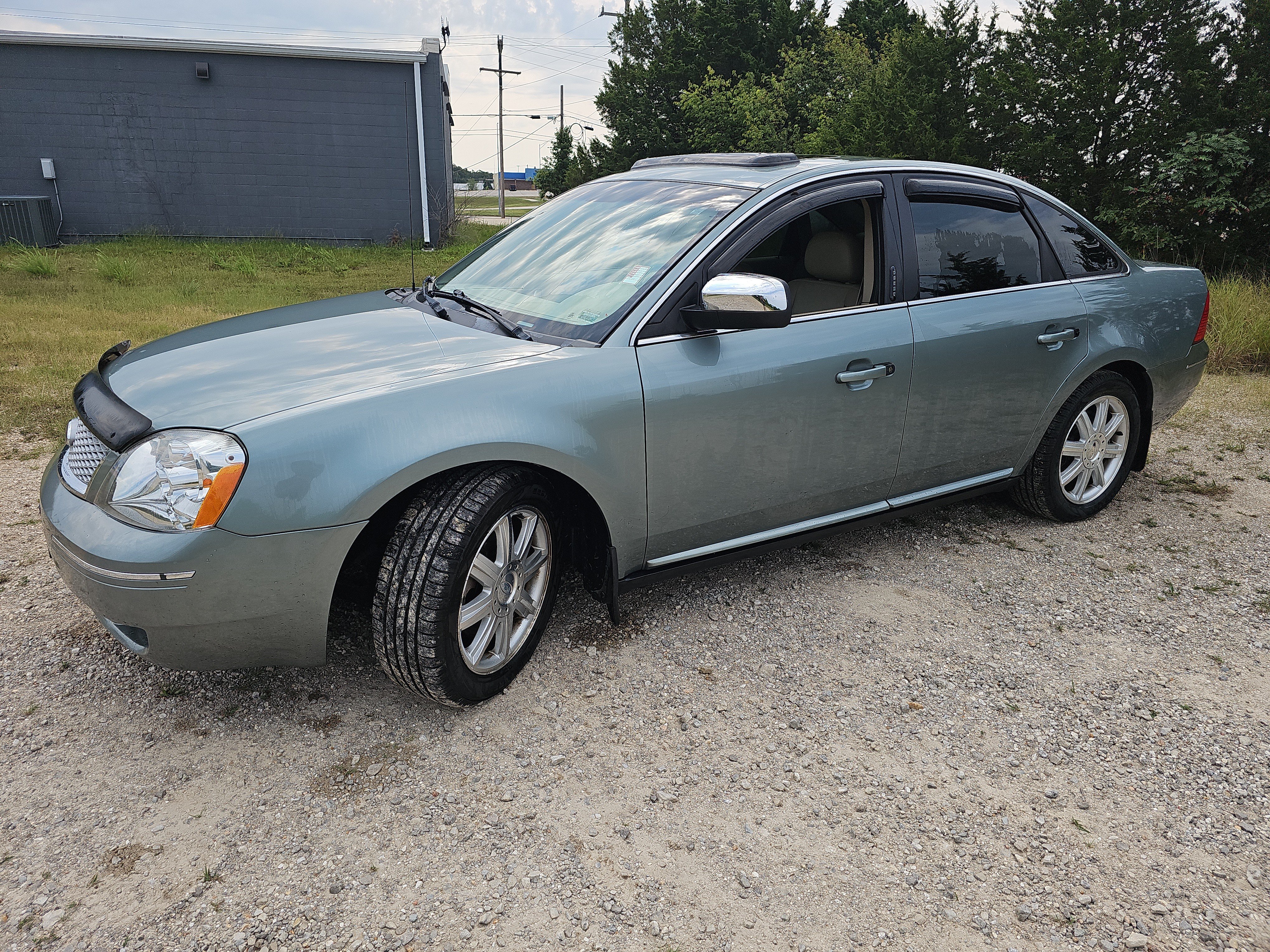 Used 2007 Ford Five Hundred Limited FWD image 8