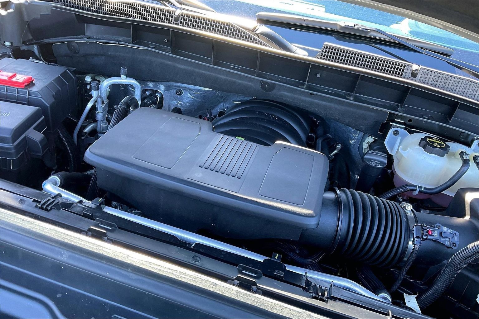 Used 2025 GMC Sierra 1500 SLT image 32