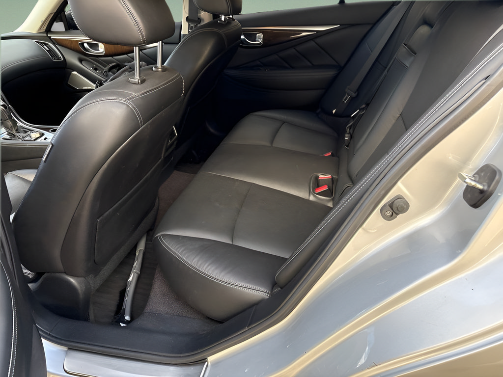 Used 2018 INFINITI Q50 Luxe w/ Sensory Package (Luxe) AWD/4WD image 15