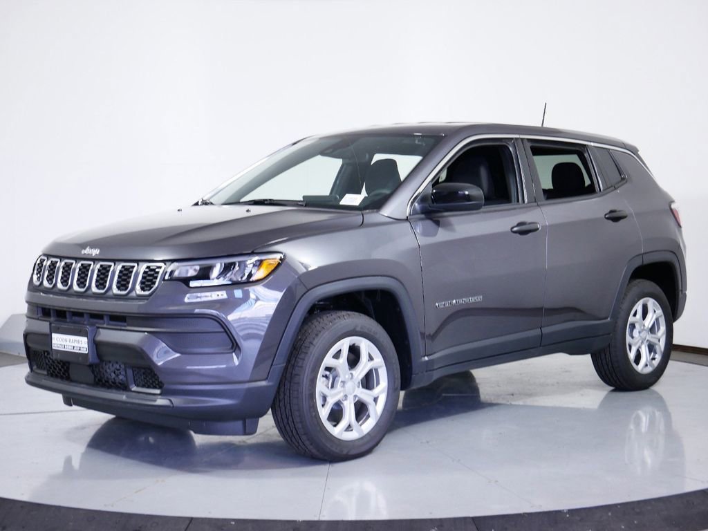 Used 2024 Jeep Compass Sport image 1