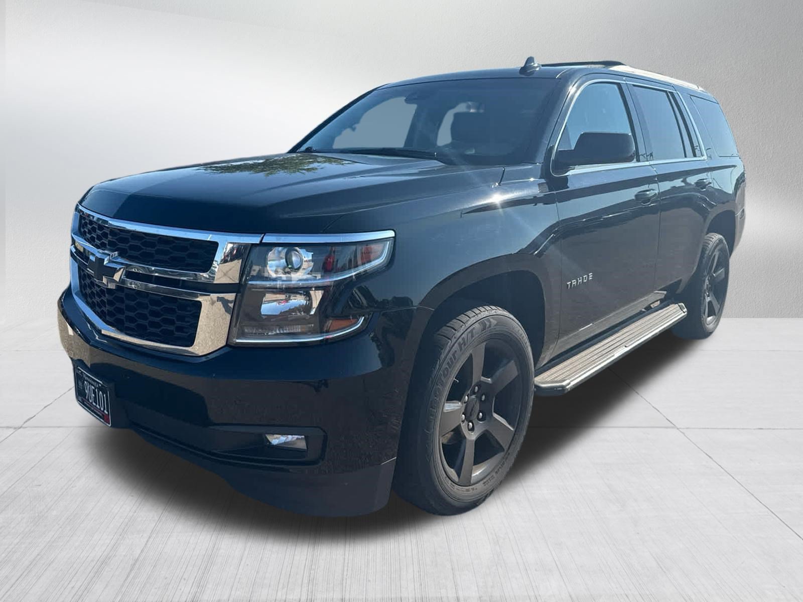 Used 2017 Chevrolet Tahoe LT AWD/4WD image 2