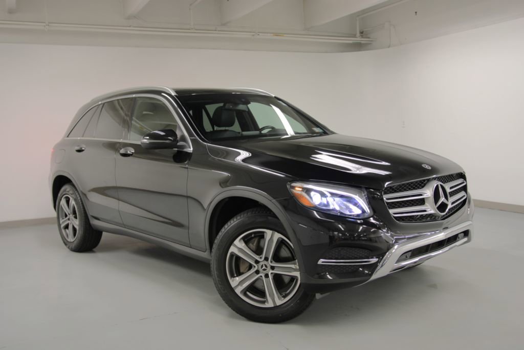 Used 2019 Mercedes-Benz GLC 300 4MATIC image 8