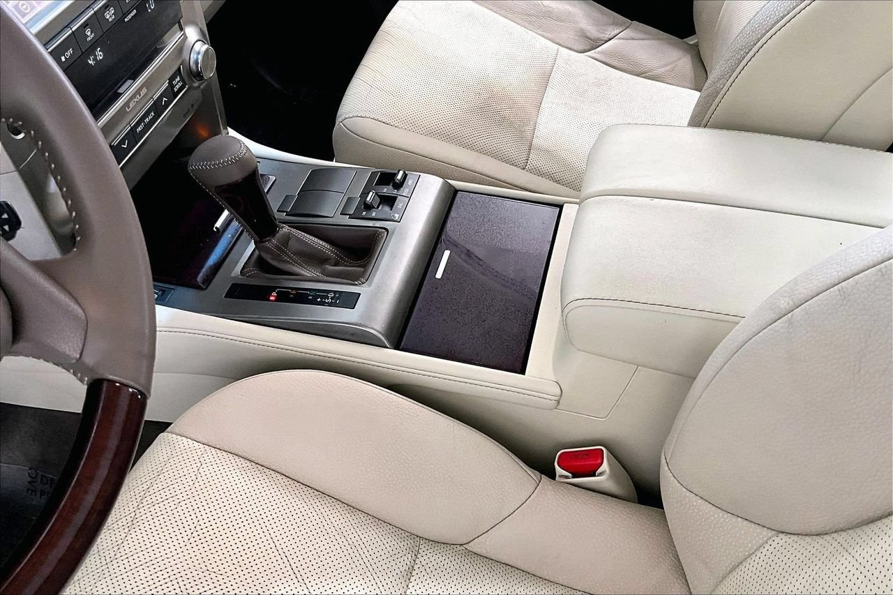 Used 2014 Lexus GX 460 w/ Premium Package AWD/4WD image 17