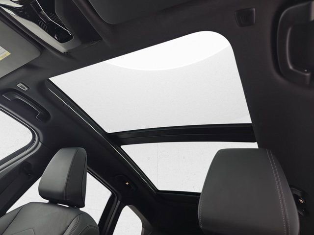 Used 2025 BMW X1 xDrive28i w/ Convenience Package image 30