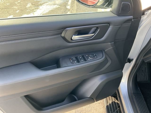 New 2026 Nissan Armada SV image 25