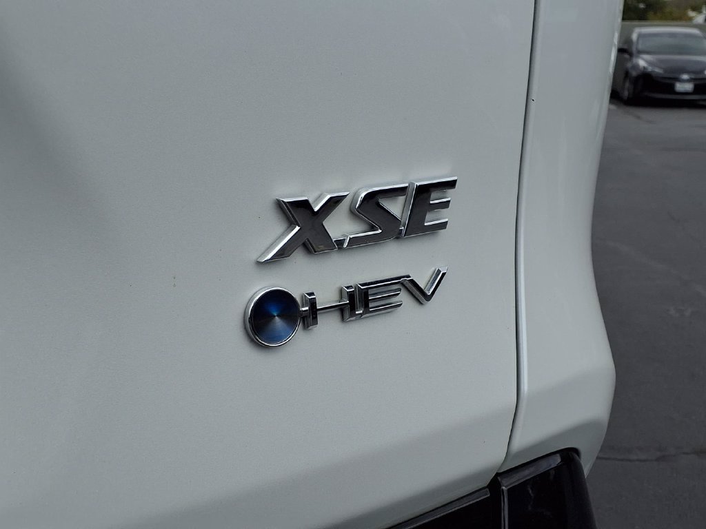 Certified 2025 Toyota RAV4 XSE w/ Weather Package AWD/4WD image 9