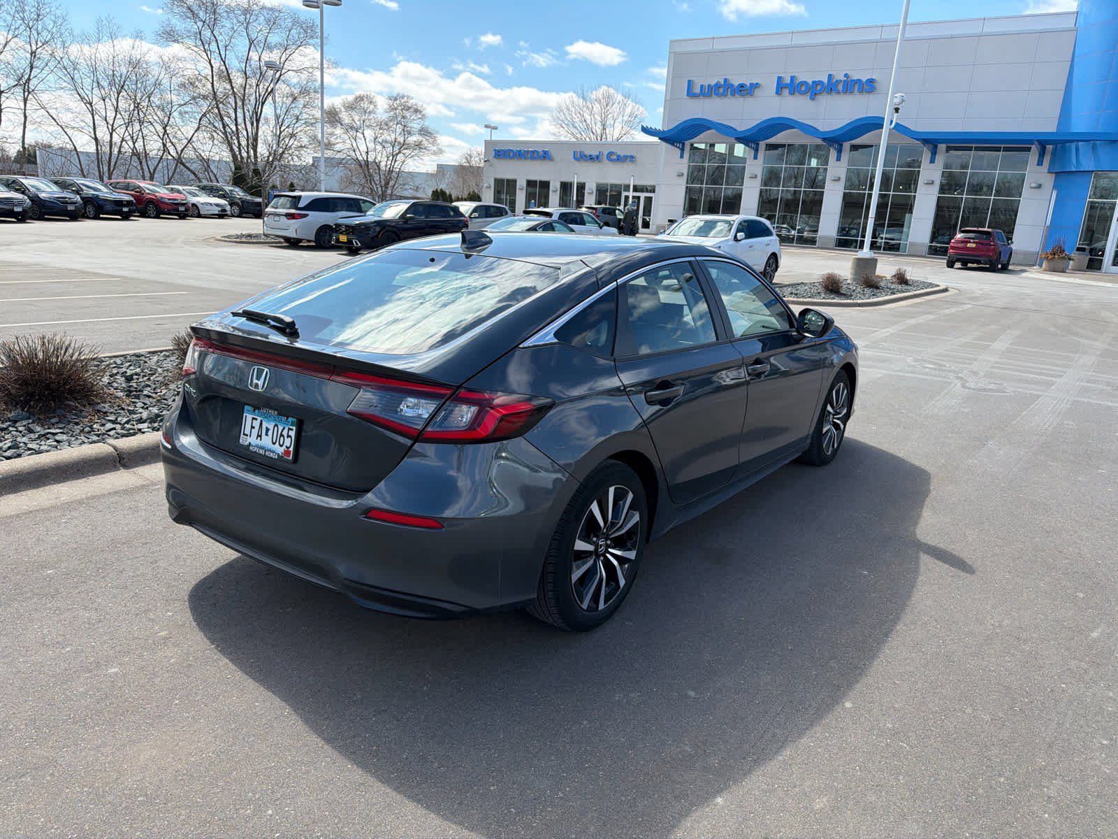 Used 2024 Honda Civic EX-L image 4