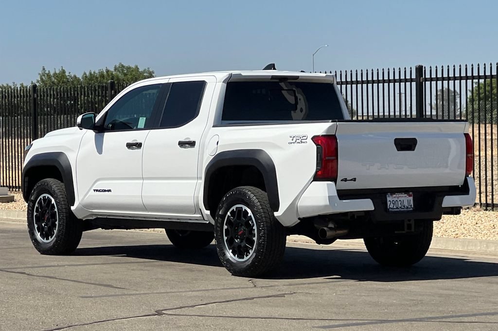 Certified 2026 Toyota Tacoma TRD Off-Road w/ TRD Off Road Premium Package AWD/4WD image 7