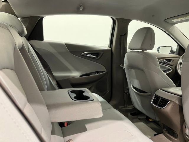 Used 2018 Chevrolet Malibu LT w/ Driver Confidence Package image 42