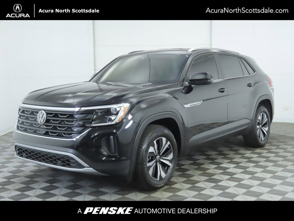 Used 2025 Volkswagen Atlas Cross Sport SE image 1