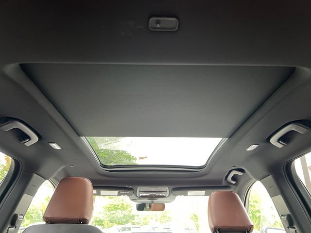 New 2026 Lincoln Aviator Reserve w/ Illumination Package RWD image 21