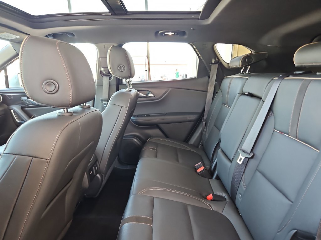 Used 2019 Chevrolet Blazer Premier w/ Sun and Wheels Package AWD/4WD image 32