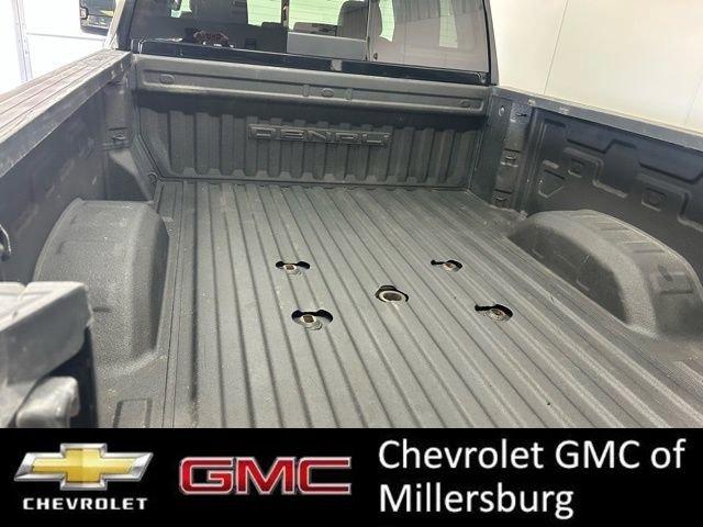 Used 2022 GMC Sierra 3500 Denali image 9