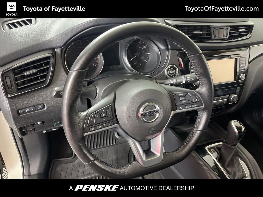 Used 2017 Nissan Rogue Sport SL w/ SL Premium Package image 25