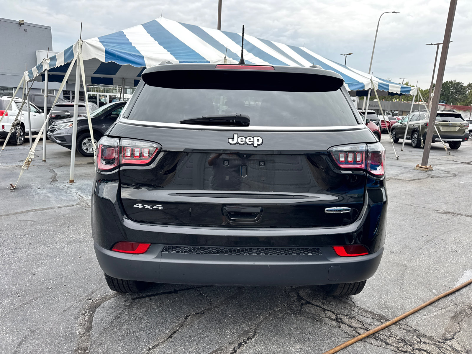 Used 2022 Jeep Compass Latitude AWD/4WD image 4
