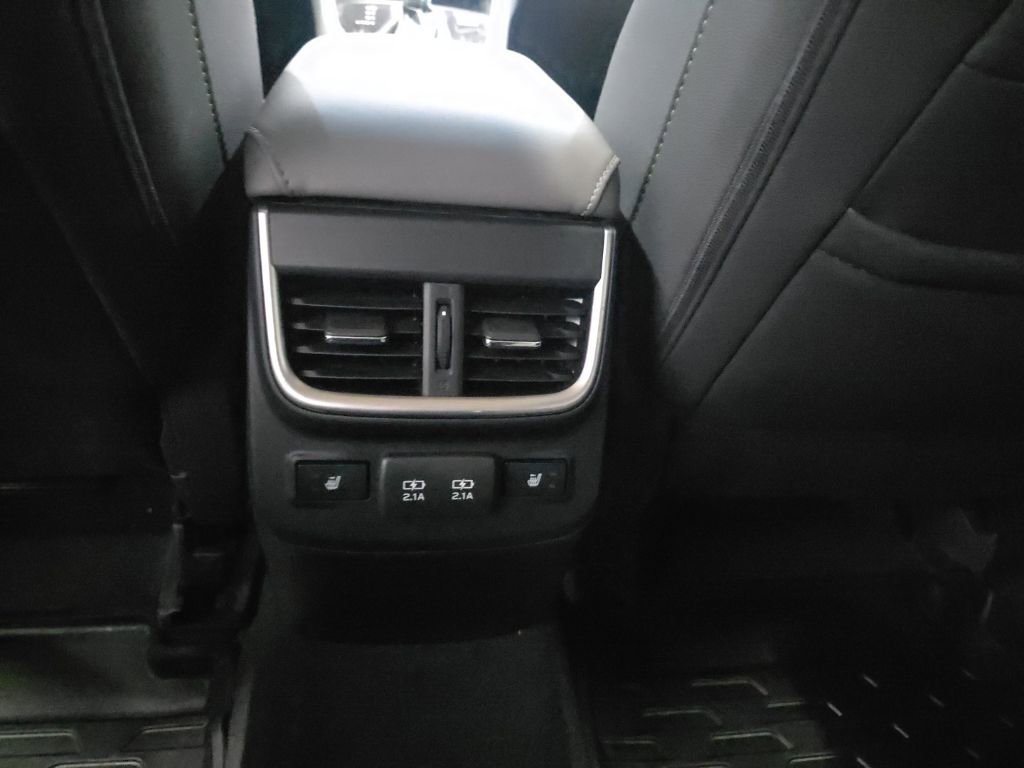Used 2021 Subaru Outback Onyx Edition XT AWD/4WD image 13
