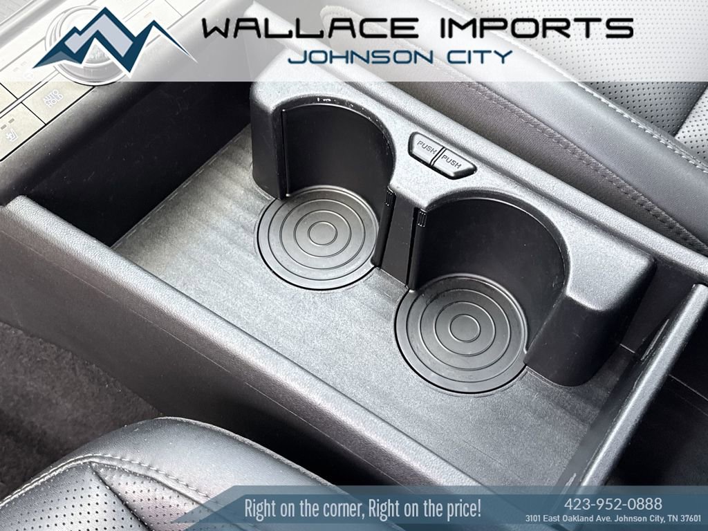 Used 2024 Hyundai Kona Limited image 19