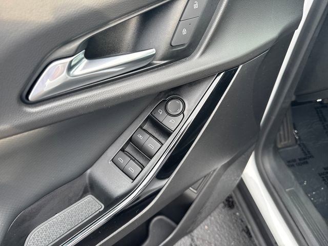 Used 2025 Chevrolet Equinox LT w/ Convenience Package II image 13