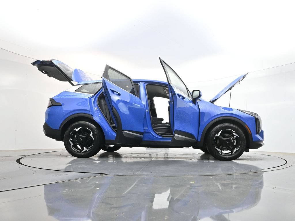 Used 2026 Kia Sportage EX FWD image 47