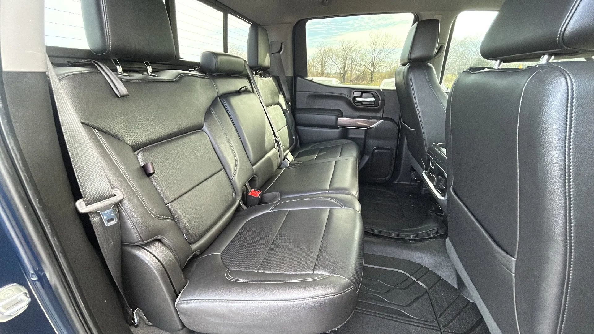 Used 2019 Chevrolet Silverado 1500 LTZ w/ LTZ Texas Edition image 35