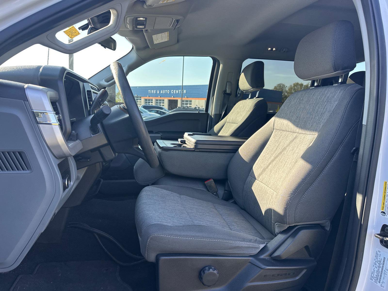 Used 2024 Ford F250 XL w/ STX Appearance Package AWD/4WD image 11