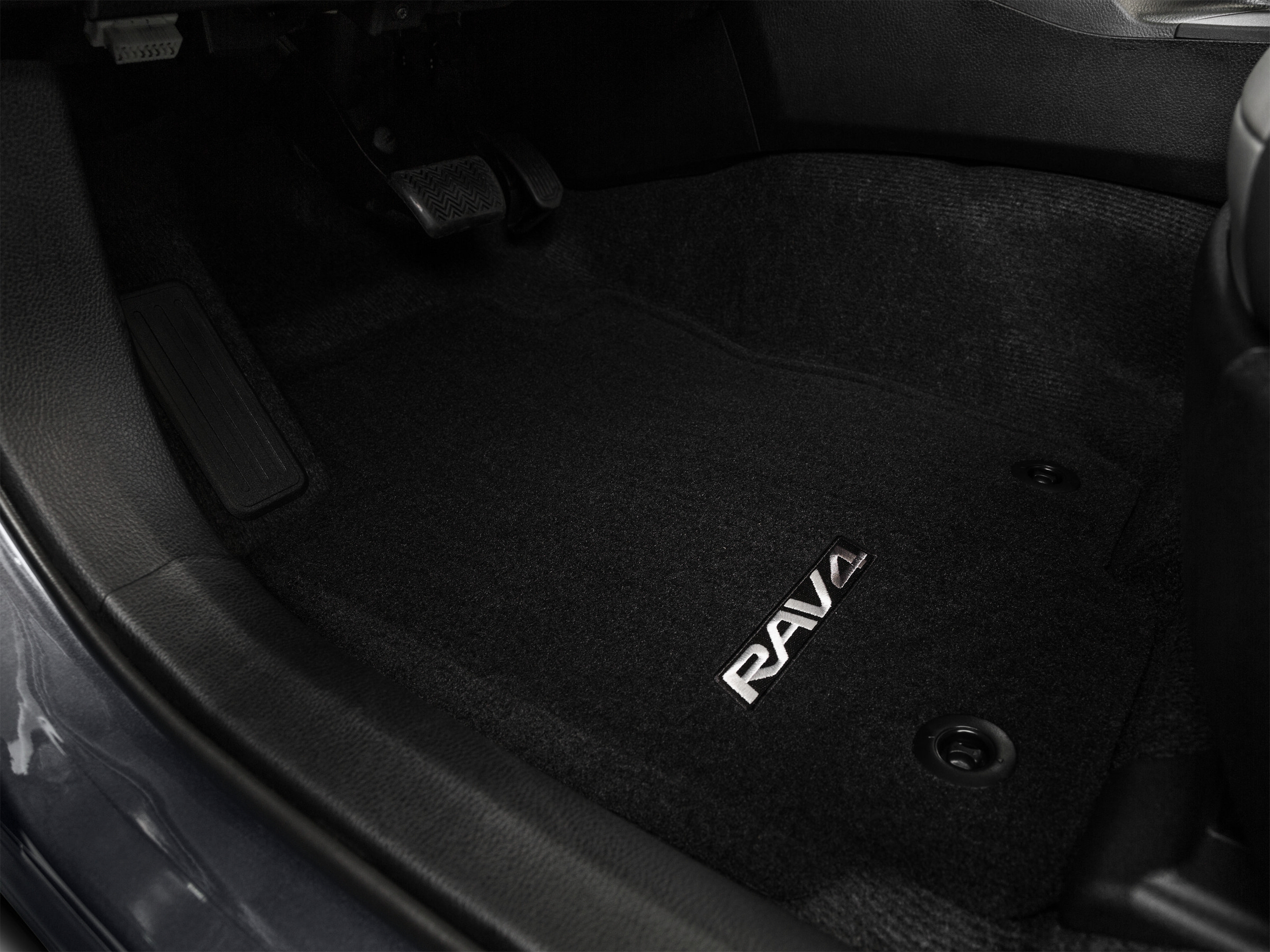 Used 2015 Toyota RAV4 Limited FWD image 52