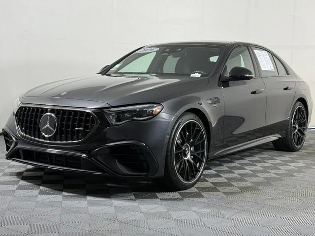 Used 2026 Mercedes-Benz E 53 AMG e 4MATIC Sedan image 2