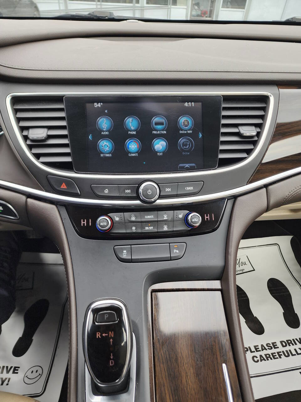 Used 2017 Buick LaCrosse Essence image 12