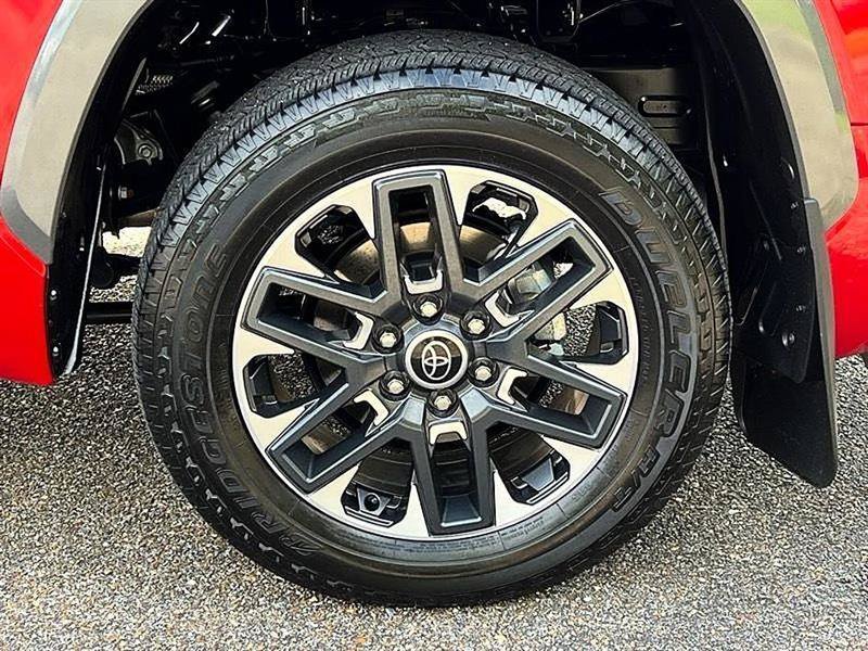 Used 2023 Toyota Tundra Limited AWD/4WD image 50