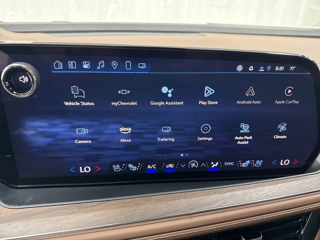 New 2025 Chevrolet Suburban High Country image 31