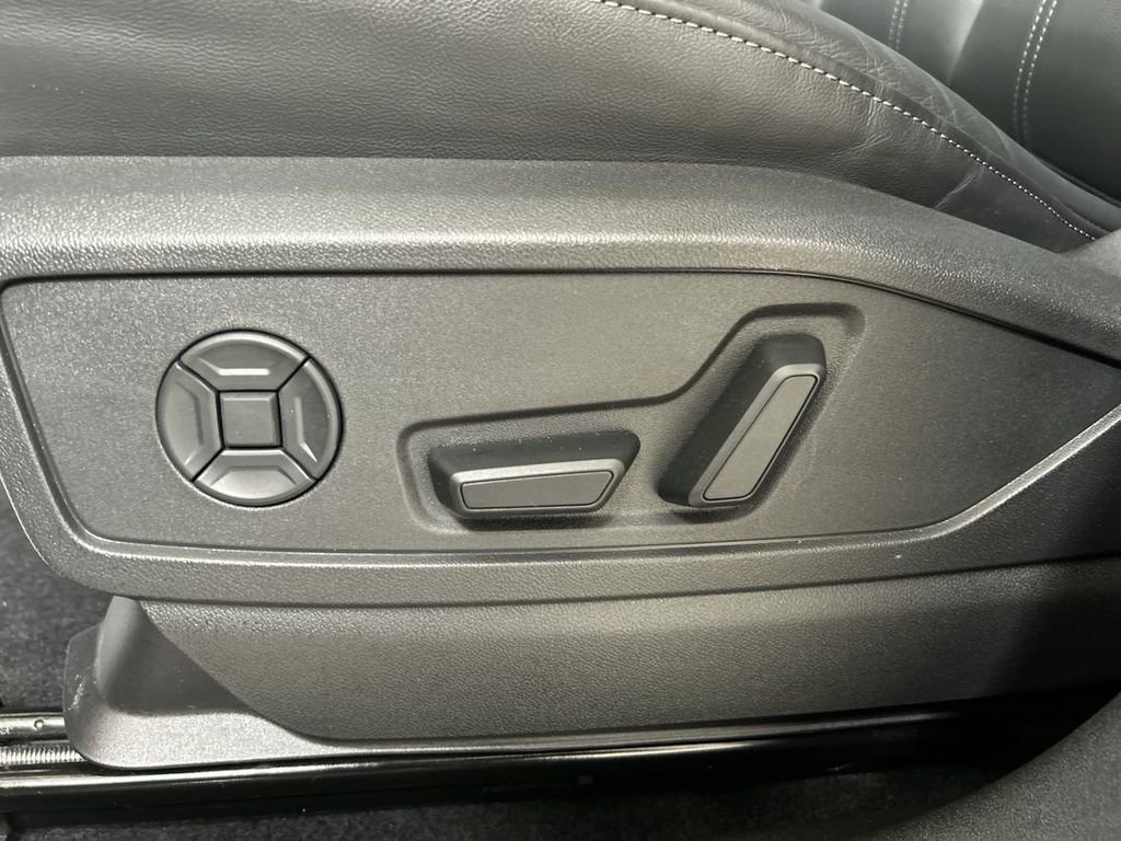 Used 2025 Audi Q5 Premium Plus w/ Premium Plus image 10