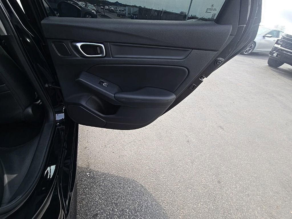 Used 2025 Acura Integra Base image 28