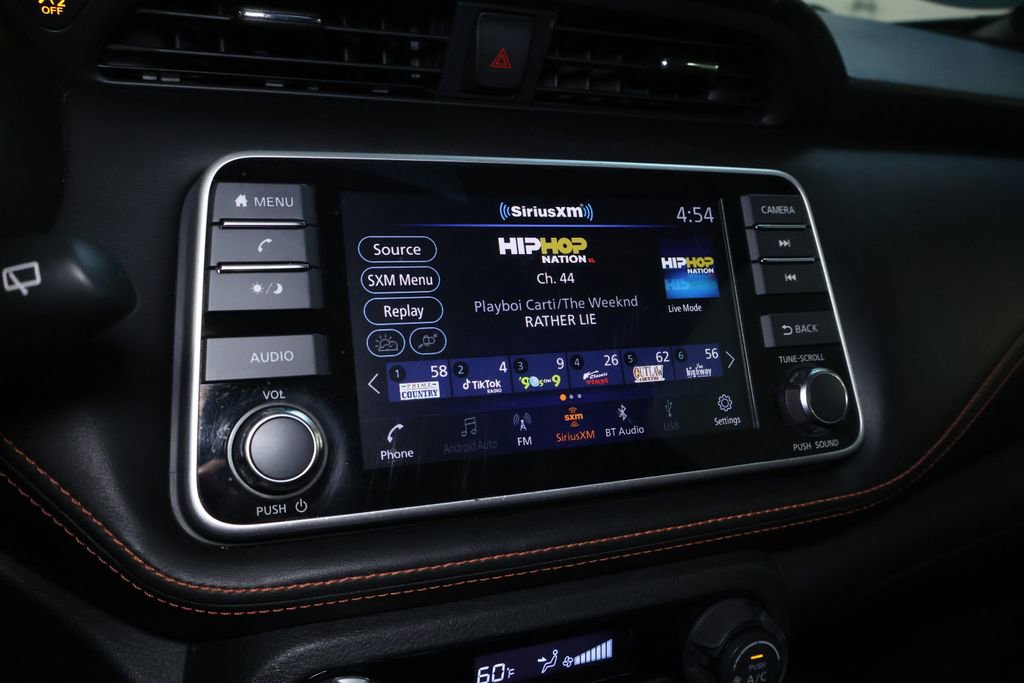 Used 2020 Nissan Kicks SR w/ Exterior Package image 24