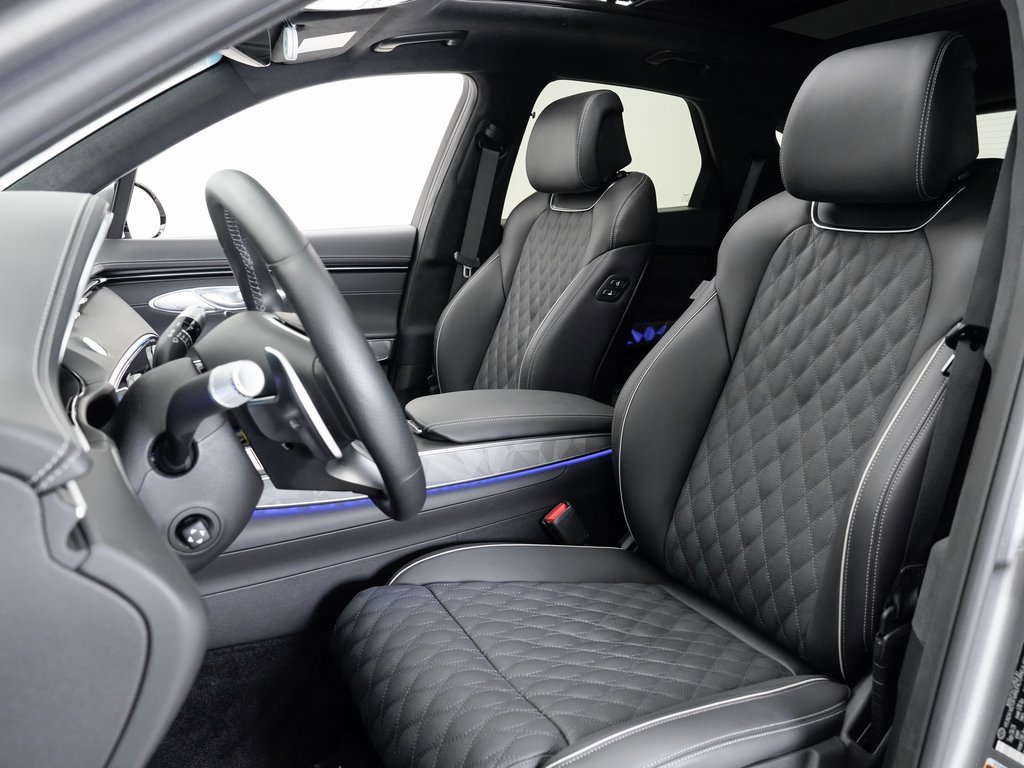 Used 2025 Genesis GV70 3.5T Sport w/ Sport Advanced Package image 5