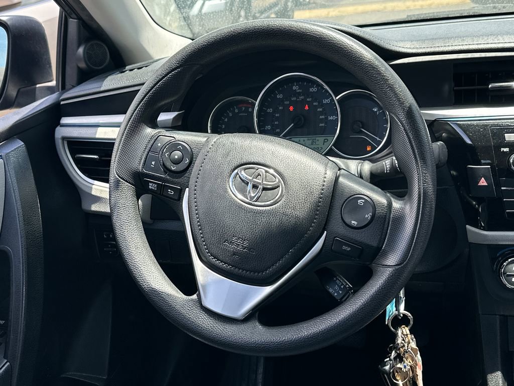 Used 2016 Toyota Corolla LE FWD image 17