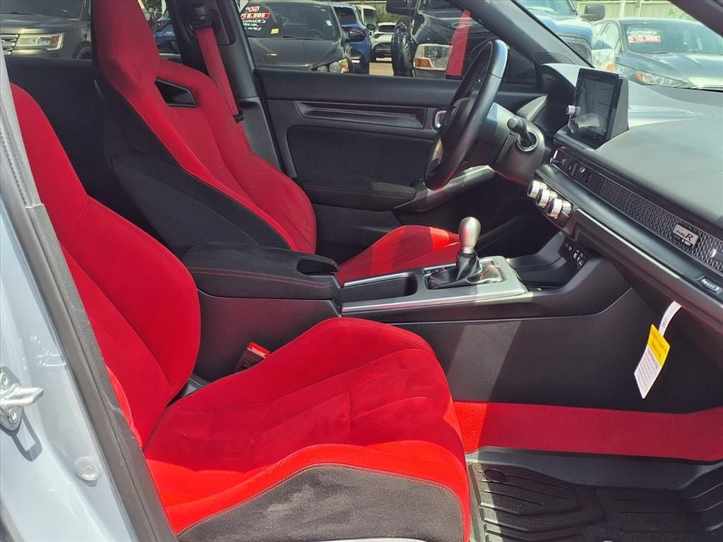 Used 2024 Honda Civic Type R image 15
